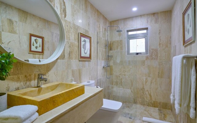 Luxury Beach Condo B-102 Costa Atlantica