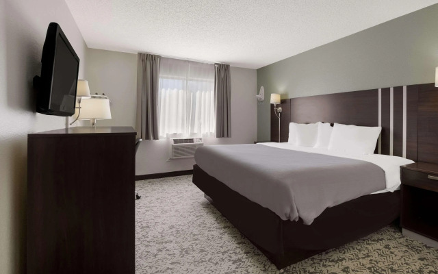 Quality Inn Hall of Fame