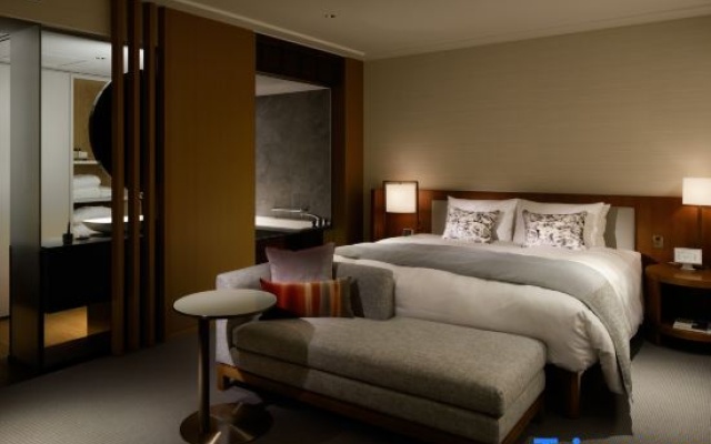 Premier grand - deluxe twin with the club lounge access and breakfast (bed type: 2 single) — фото 1