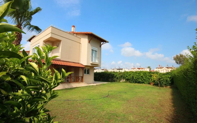 Paradise Town - Villa Colm