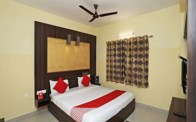 OYO 15206 Hotel Sonar Gaon