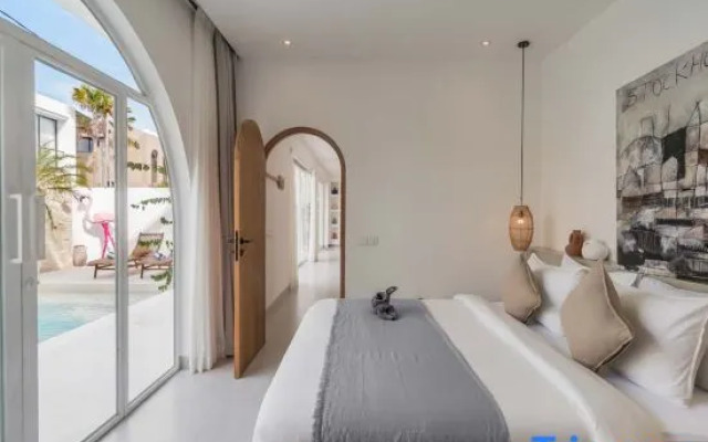 Villa Las Casas 2 by BaliSuperHost