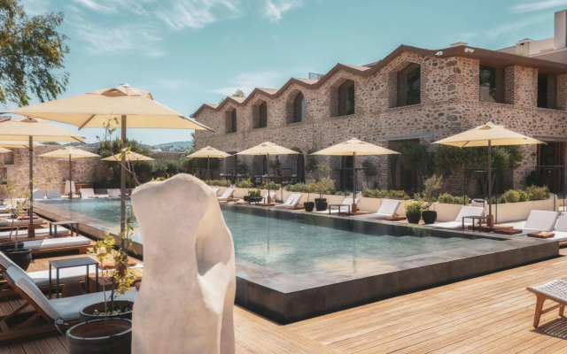 Ruins Luxury Resort