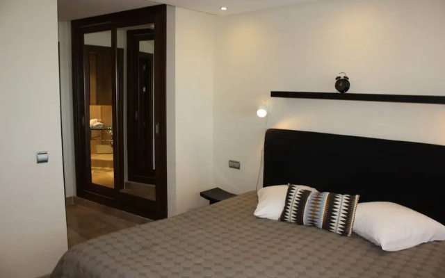 Beach Apartment - Private Pool