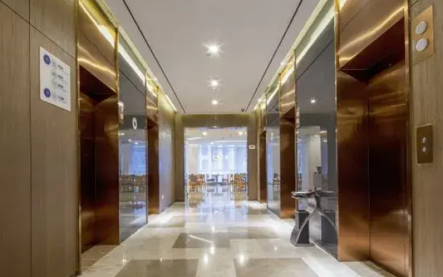 Xingchen Hoilday Hotel