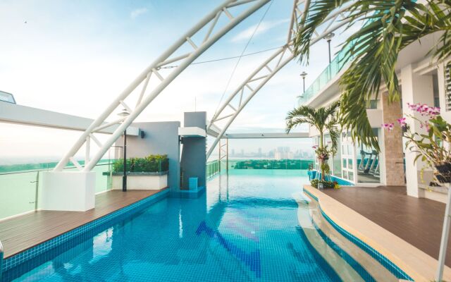 Infinity 28 Hotel & Residence