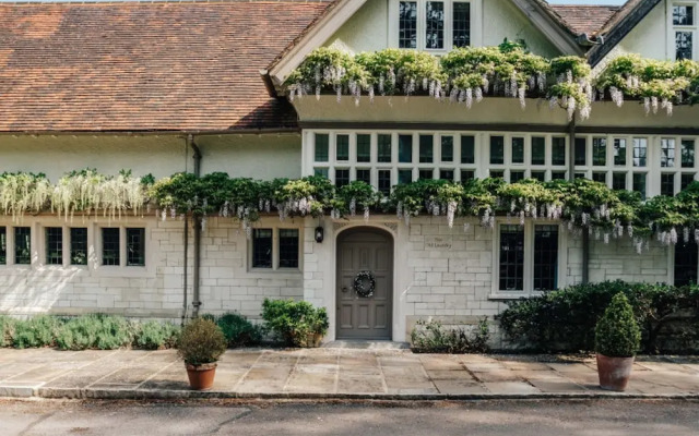 Wisteria House in Buckinghamshire