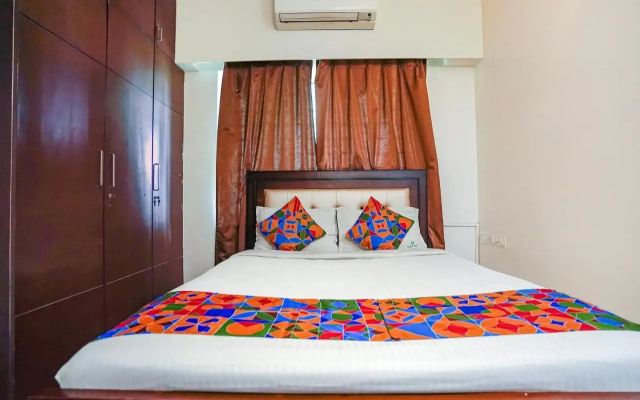 FabHotel Home Tree Service Apartment