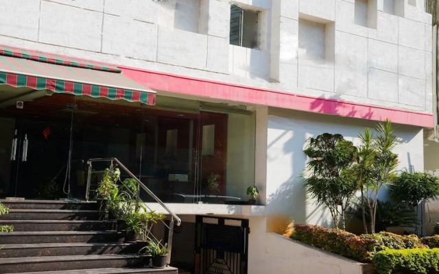 Treebo Trend Oyster Suites