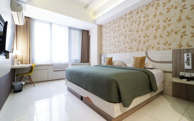 Dewarna Hotel & Convention