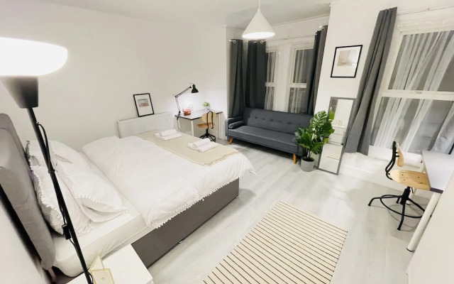 Leytonstone House - Sleepylodge