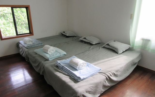 Pension Nagisa – Guest Rooms – Motobu