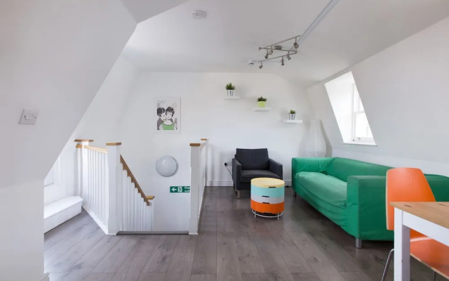 Charlotte Street Apartments by Allô Housing