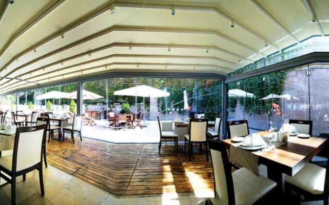 Notte Hotel