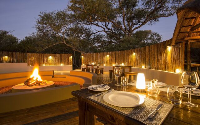 Vuyani River Lodge