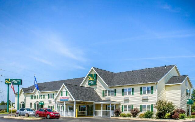 Quality Inn Mauston I-90