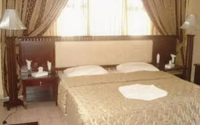 Host Palace Hotel Apartment by OYO Rooms