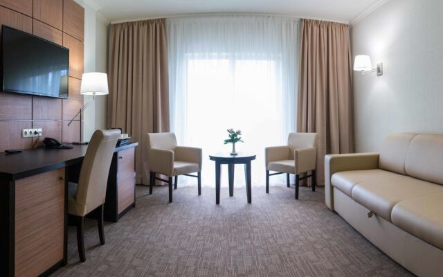 Green Park Hotel