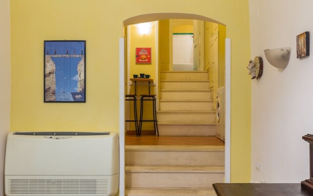 Nightlife Lovers Apartment