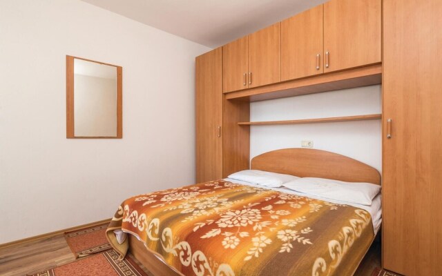 Awesome Apartment in Banjol With Wifi and 2 Bedrooms