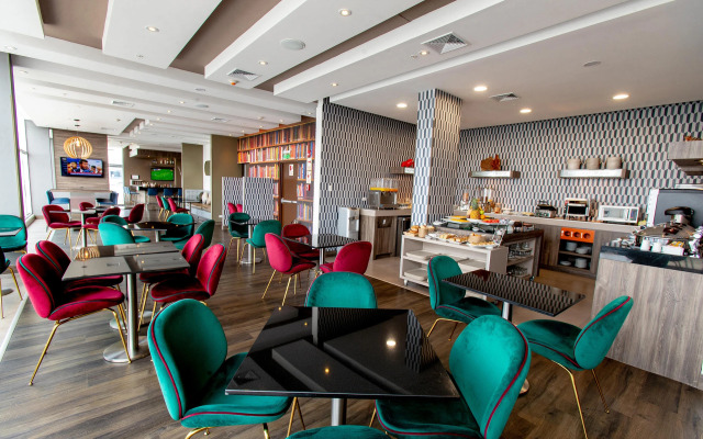 Hampton by Hilton Lima San Isidro