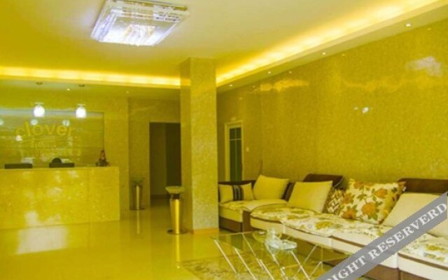Zhangjiajie Clover Hotel