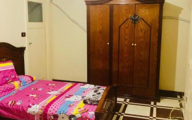 2 Bedroom Apt partial Sea View