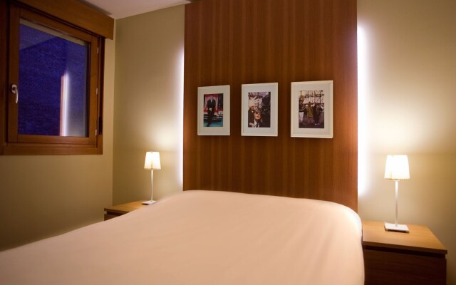Palafox Central Suites