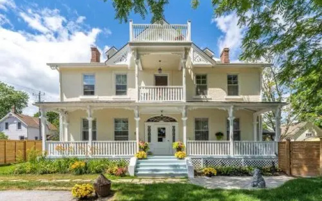 The Lakehurst Estate