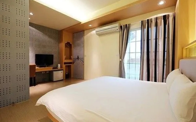 Pisces on the 6th and Breakfast