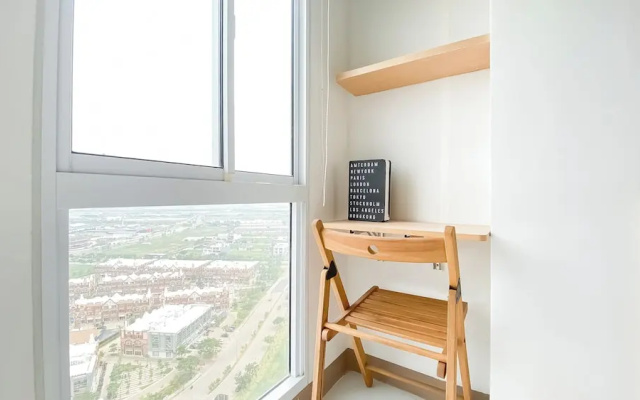 Compact And Minimalist Studio At Tokyo Riverside Pik 2 Apartment – Guest Rooms – Jakarta