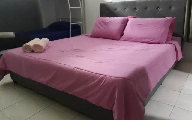 MODEST Studio Apartment