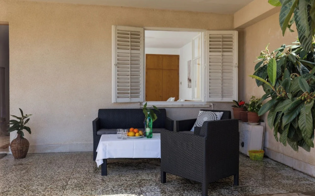 Sunset Bay Room