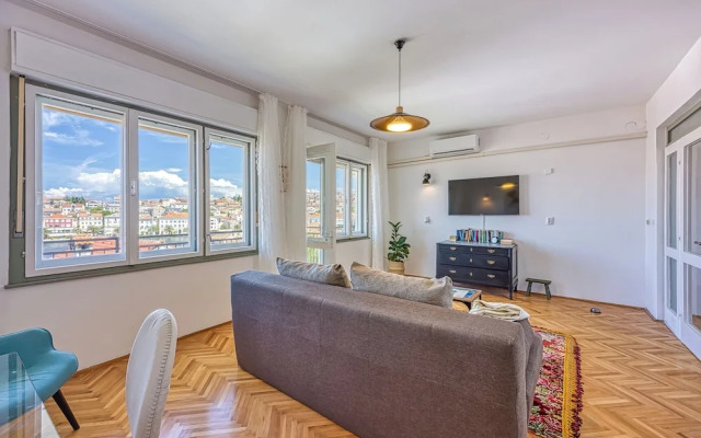 Enolabee Harbour View Apartment