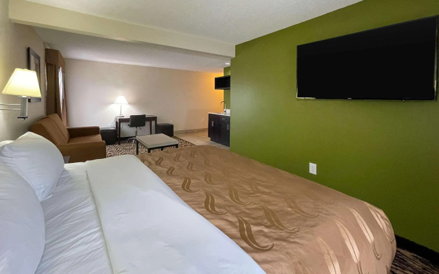 Quality Inn & Suites Clemmons I-40