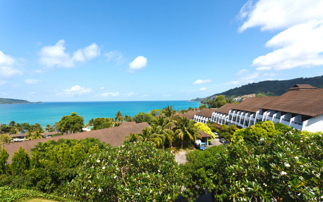 Diamond Cliff Resort & Spa, Patong Beach