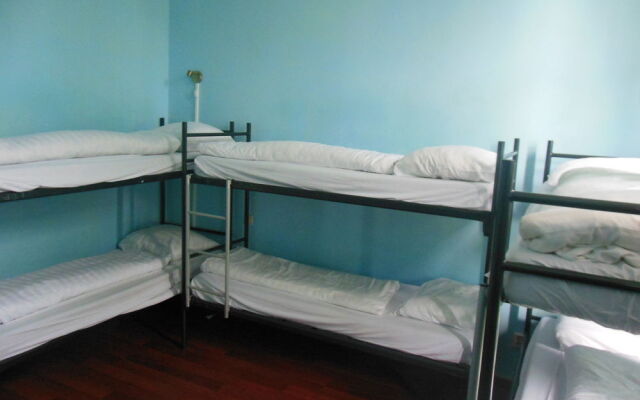 Hostel Sleep Inn