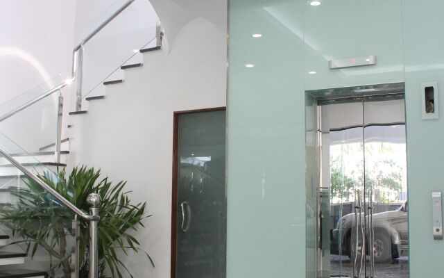 Malis the Residence & Hotel