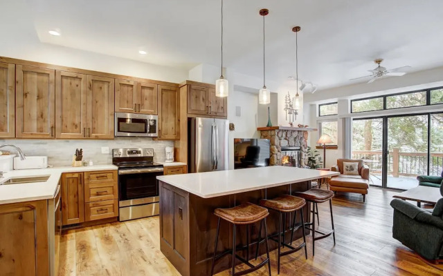 Village Point 308