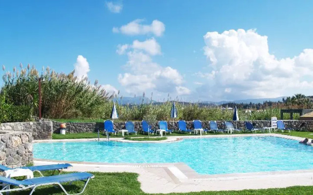 Canal D'Amour Village