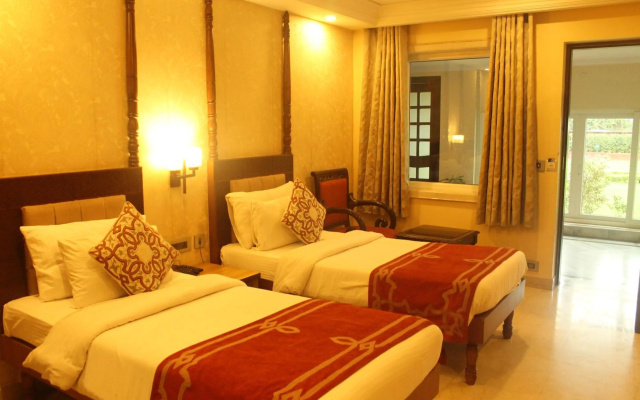Hotel Surya – Guest Rooms – Varanasi