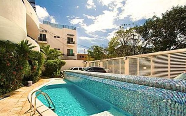 Alegro 305 by RentingPlaya