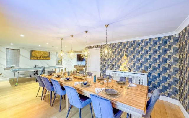 The Firs Luxury Home