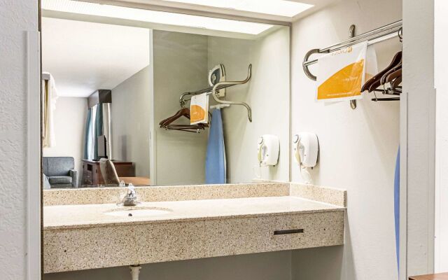 Econo Lodge Knoxville