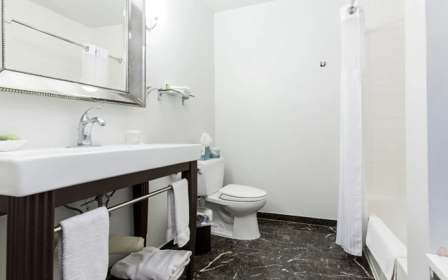 L.A. Sky Boutique Hotel