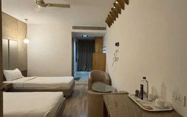 Purple Inn Boutique Hotel