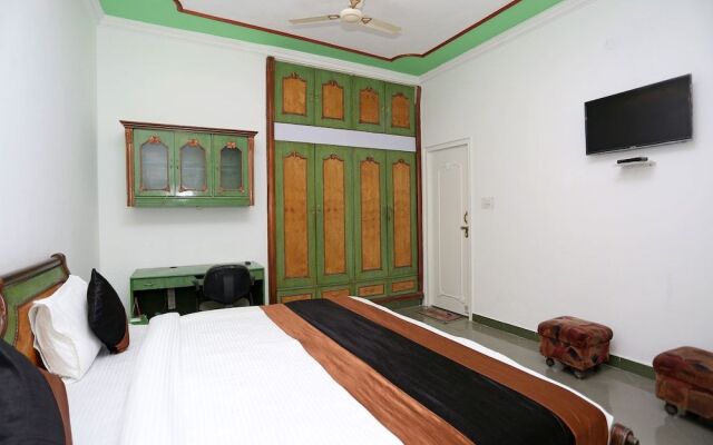 Oyo 11069 Hotel Star Inn