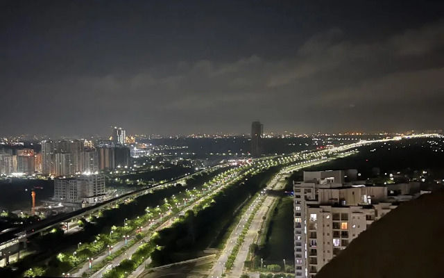 Luxury 2bedroom Suites By Noida Suites