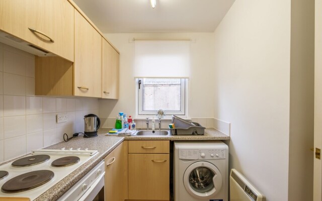 Station Apartment