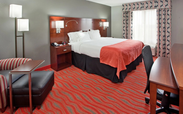 Holiday Inn Express  Kearney by IHG